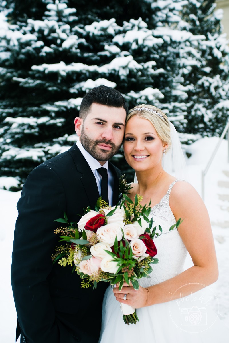 Royal amassador winter wedding, caledon winter wedding, mississauga winter wedding, brampton winter wedding, toronto winter wedding photography location, mississauga wedding photographer