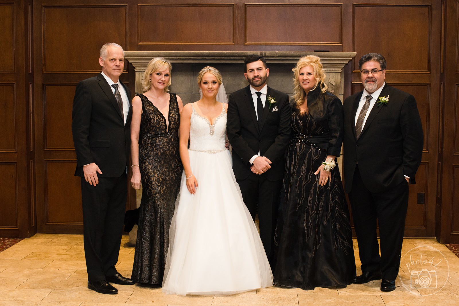 Royal amassador winter wedding, caledon winter wedding, mississauga winter wedding, brampton winter wedding, toronto winter wedding photography location, mississauga wedding photographer